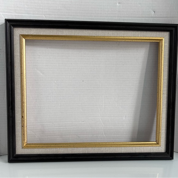 Black & Gold wood frame - Picture 1 of 6